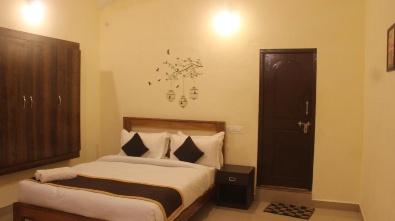 Kollanoor Guest House 马迪凯里 外观 照片