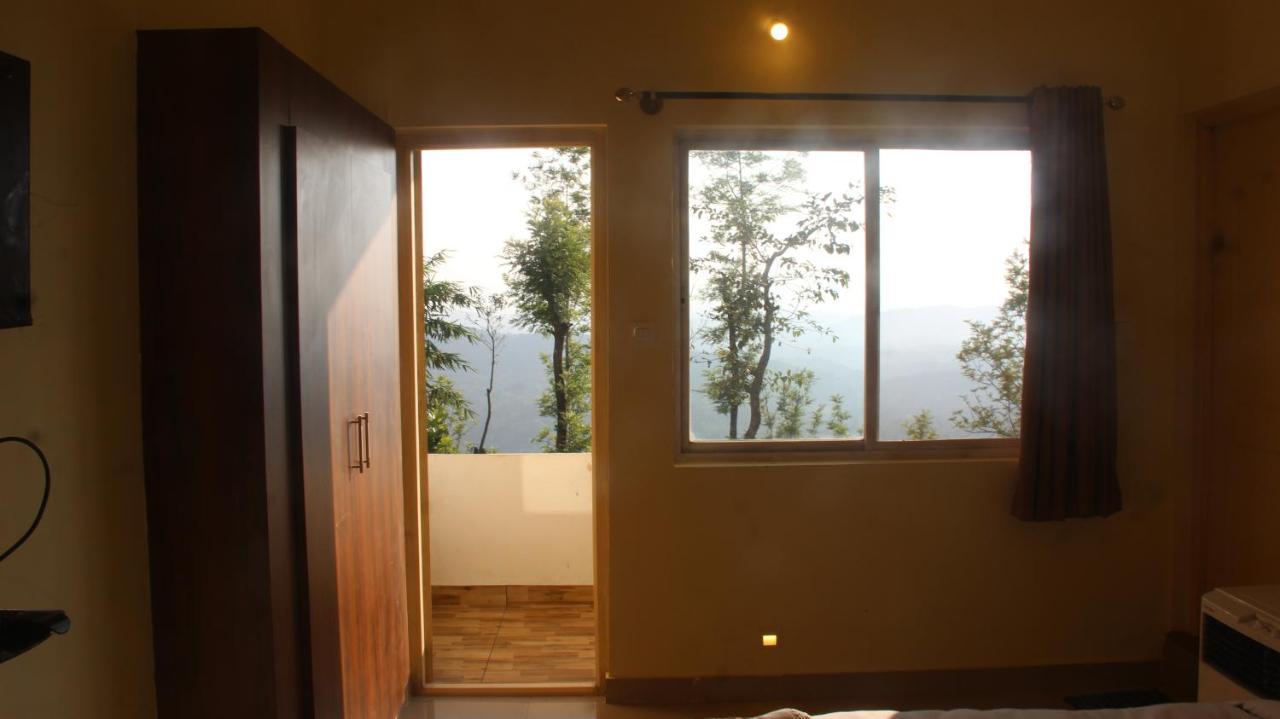 Kollanoor Guest House 马迪凯里 外观 照片